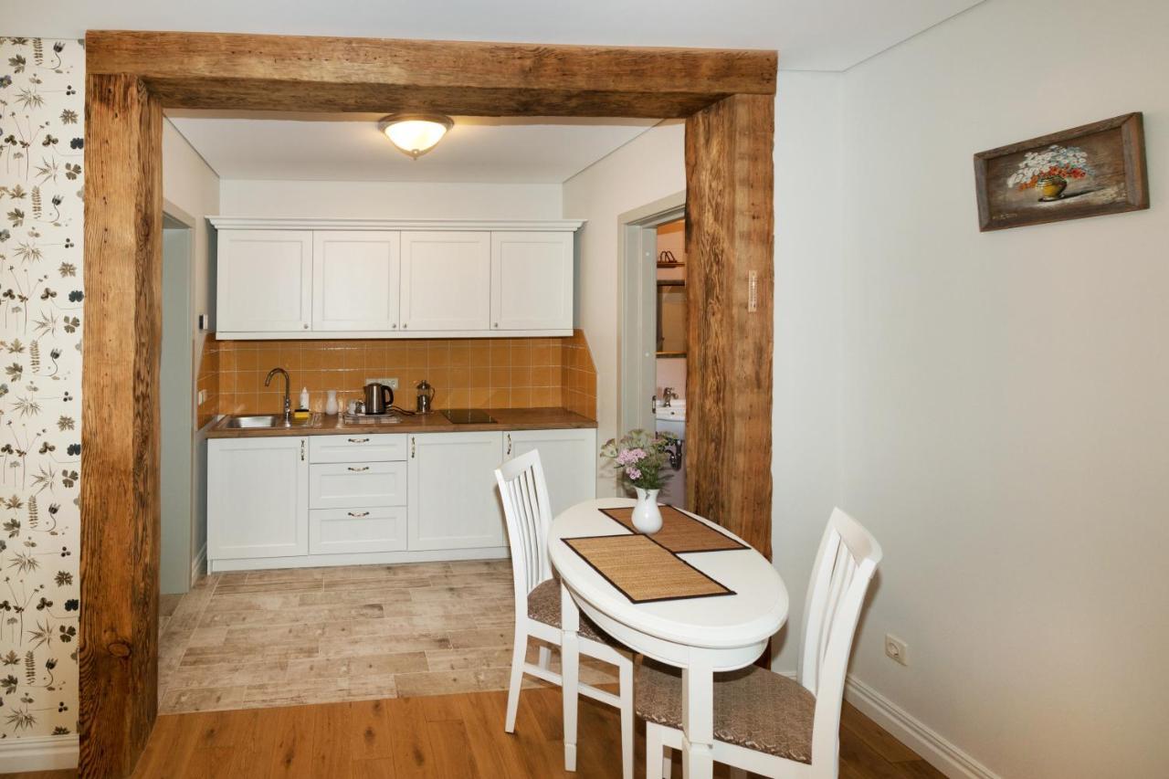 Melnmuize Apartman Karklė Kültér fotó